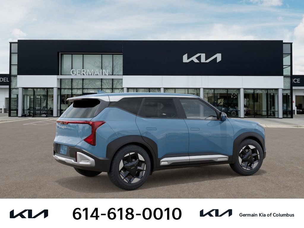 New 2027 Kia Seltos S FWD image 9