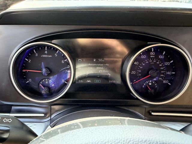 Used 2024 Kia Carnival LX FWD image 27