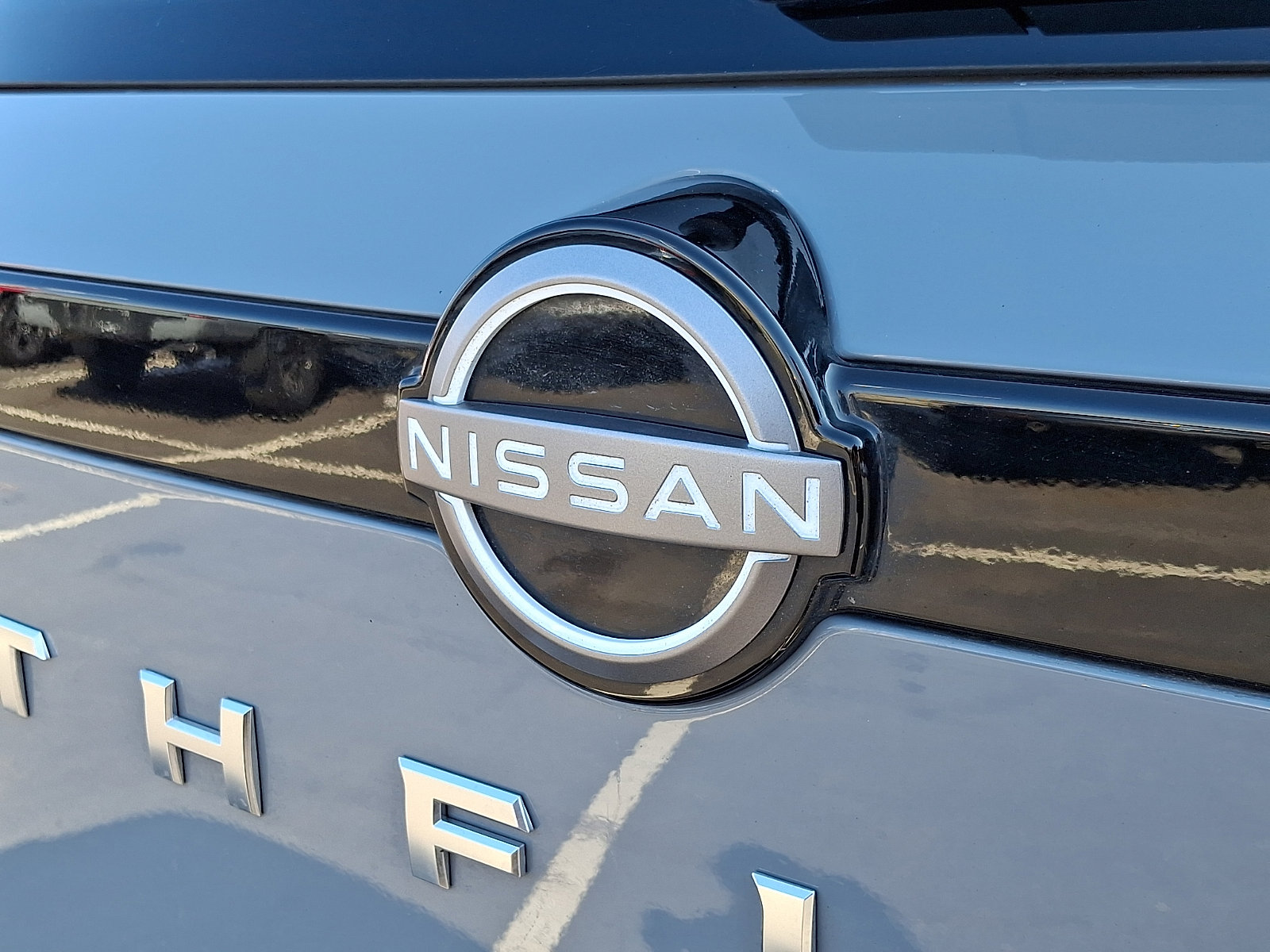 Certified 2025 Nissan Pathfinder Platinum w/ Cargo Package image 30