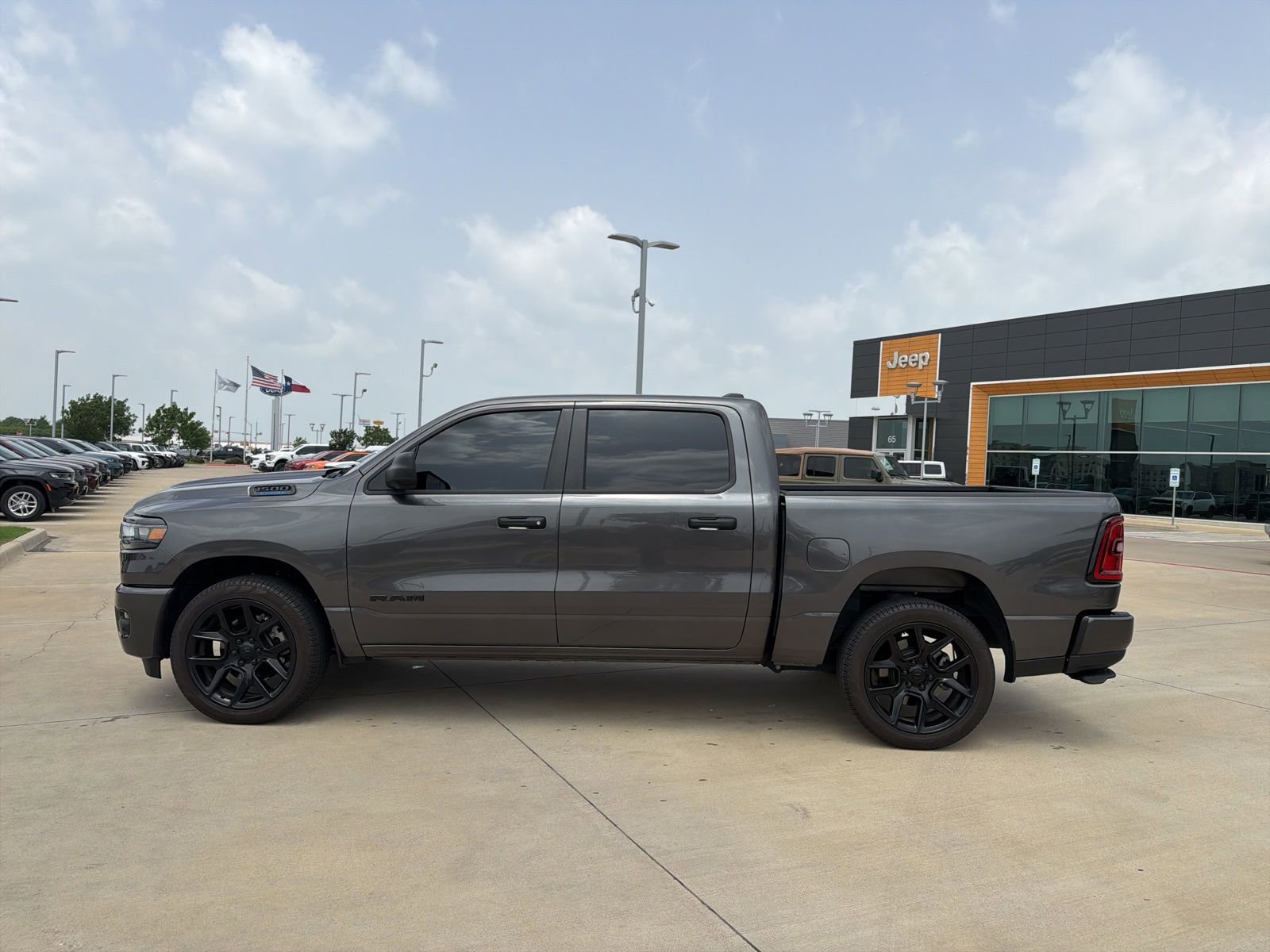 Used 2025 RAM 1500 Tradesman RWD image 2
