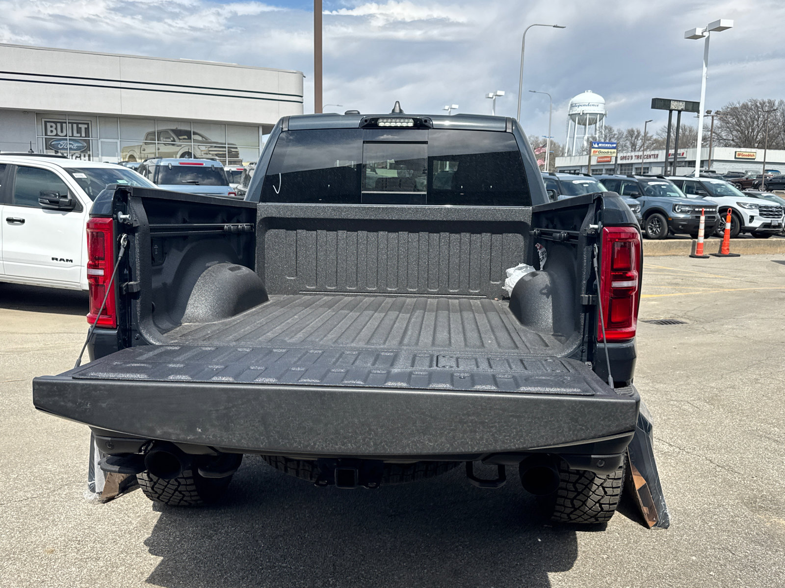 New 2026 RAM 1500 RHO w/ RHO Level 1 Equipment Group image 20