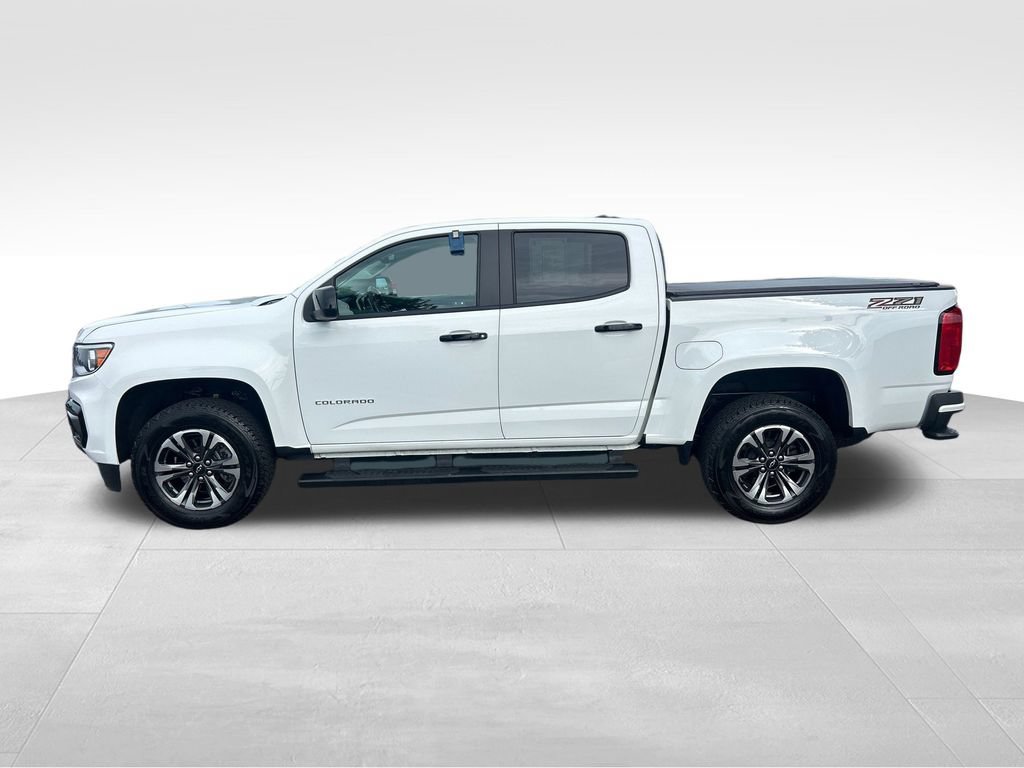 Used 2021 Chevrolet Colorado Z71 AWD/4WD image 2
