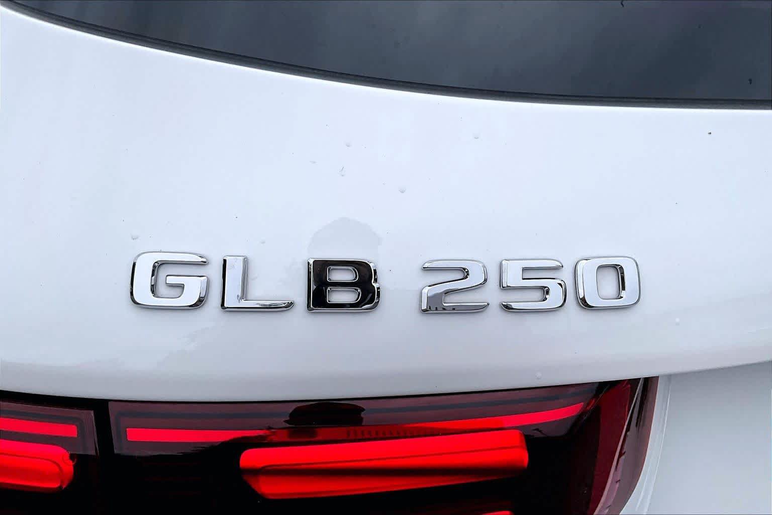 Certified 2026 Mercedes-Benz GLB 250 image 10