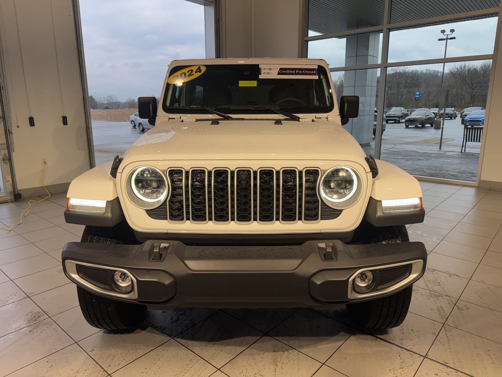 Used 2024 Jeep Wrangler Sahara w/ Technology Group image 2