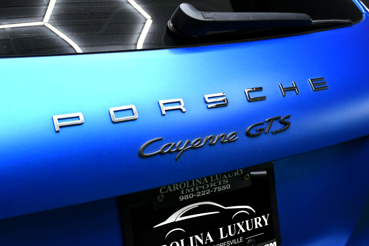 Used 2017 Porsche Cayenne GTS image 12
