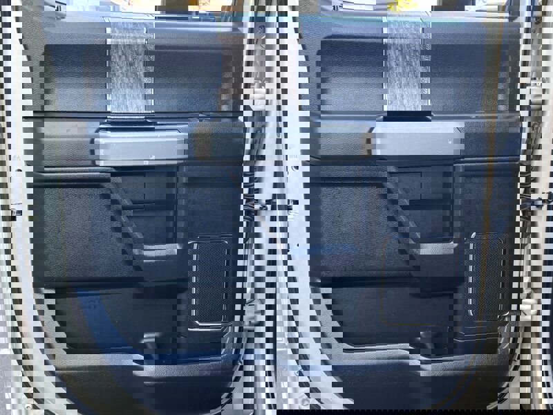 Used 2017 Ford F350 Lariat image 45