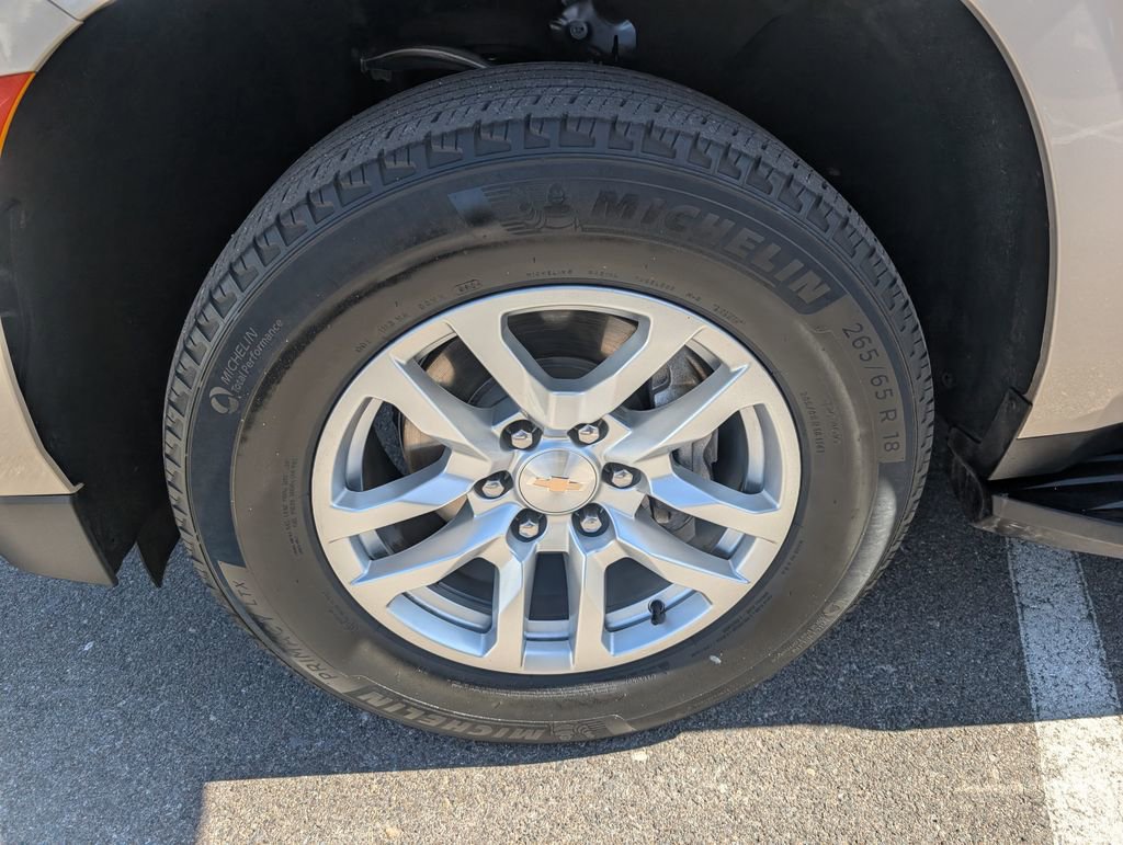Used 2024 Chevrolet Tahoe LT RWD image 24