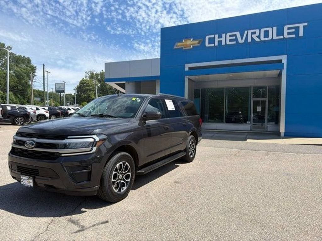 Used 2023 Ford Expedition Max XLT AWD/4WD image 1
