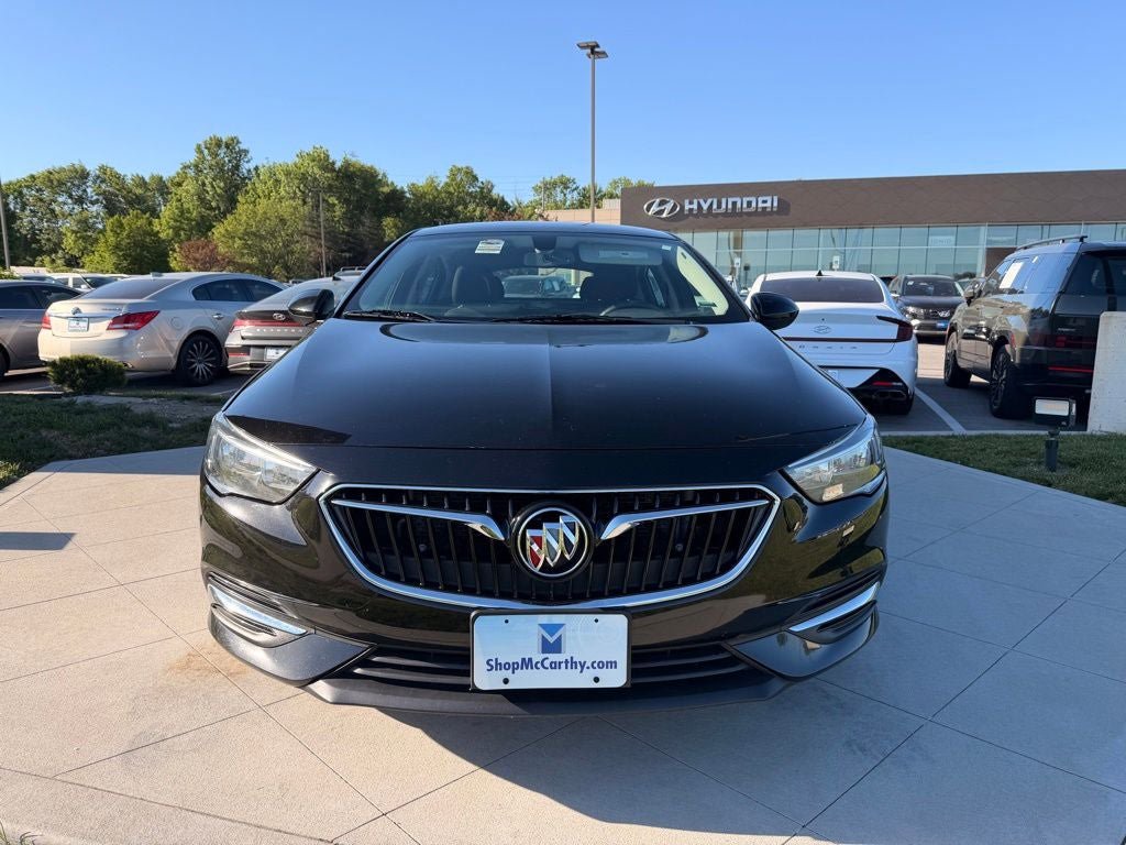 Used 2018 Buick Regal Preferred w/ Sights and Sounds Package FWD image 7