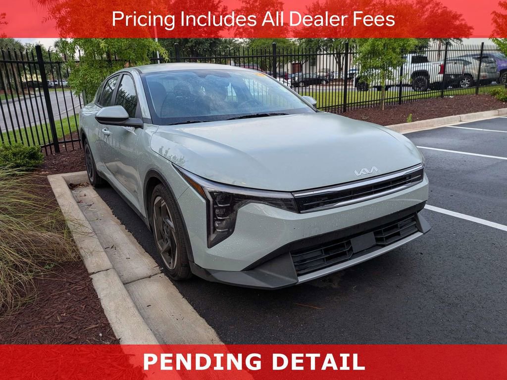 Used 2025 Kia K4 EX FWD video 1