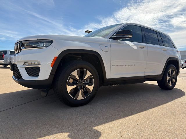 Used 2024 Jeep Grand Cherokee Limited 4xe AWD/4WD image 5