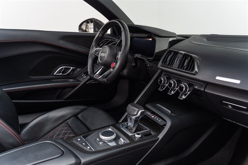 Used 2017 Audi R8 V10 AWD/4WD image 59