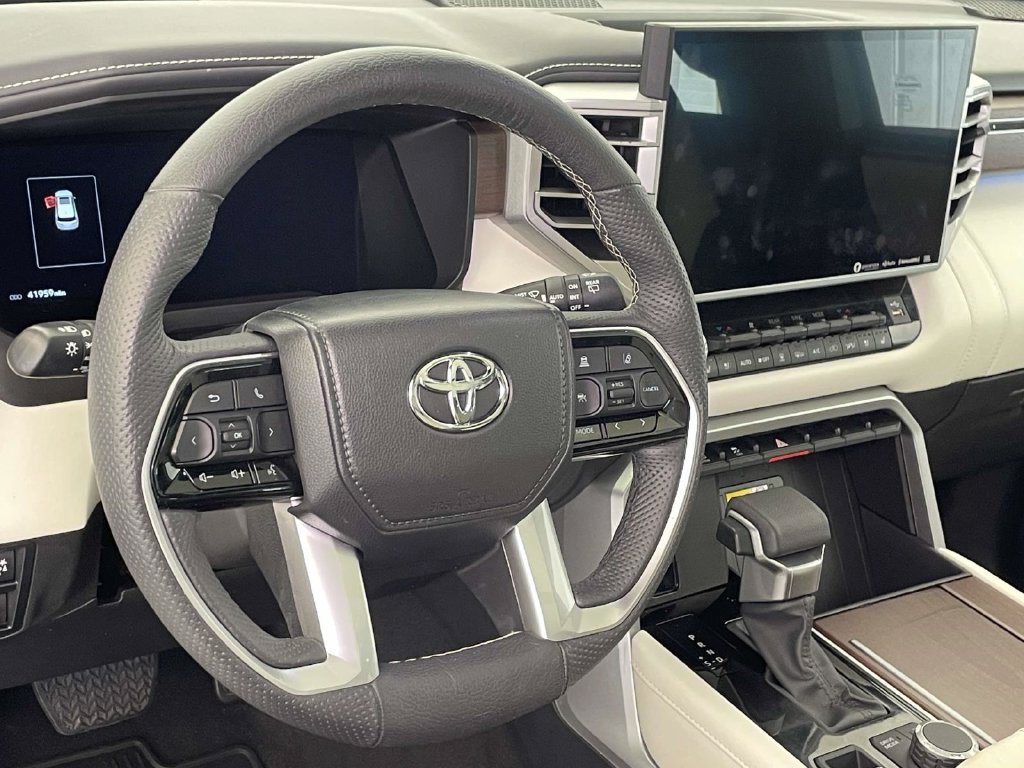 Used 2023 Toyota Sequoia Capstone AWD/4WD image 4