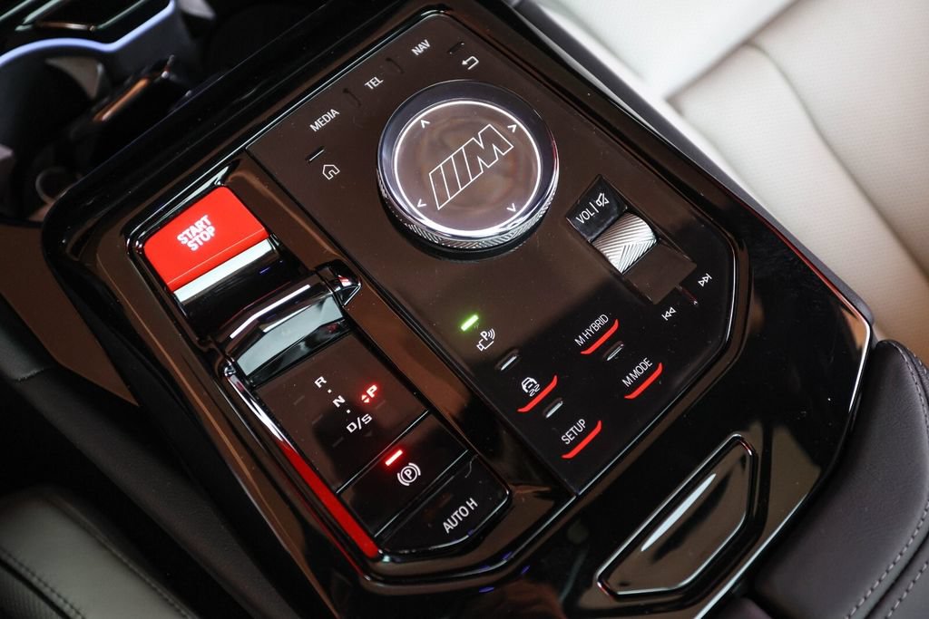 Used 2026 BMW M5 Touring AWD/4WD image 39