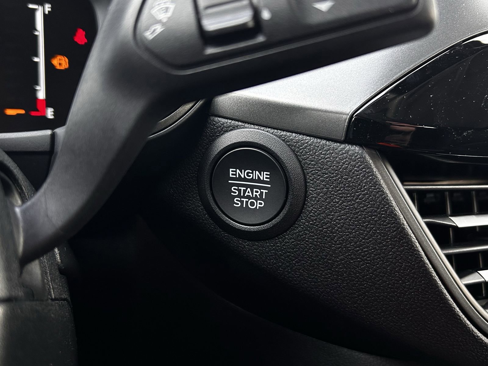 New 2026 Ford Escape Active FWD image 19