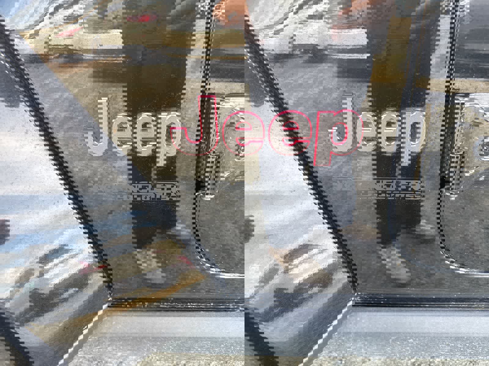 Used 2021 Jeep Wrangler Unlimited Rubicon w/ Xtreme Recon 35" Tire Package image 16