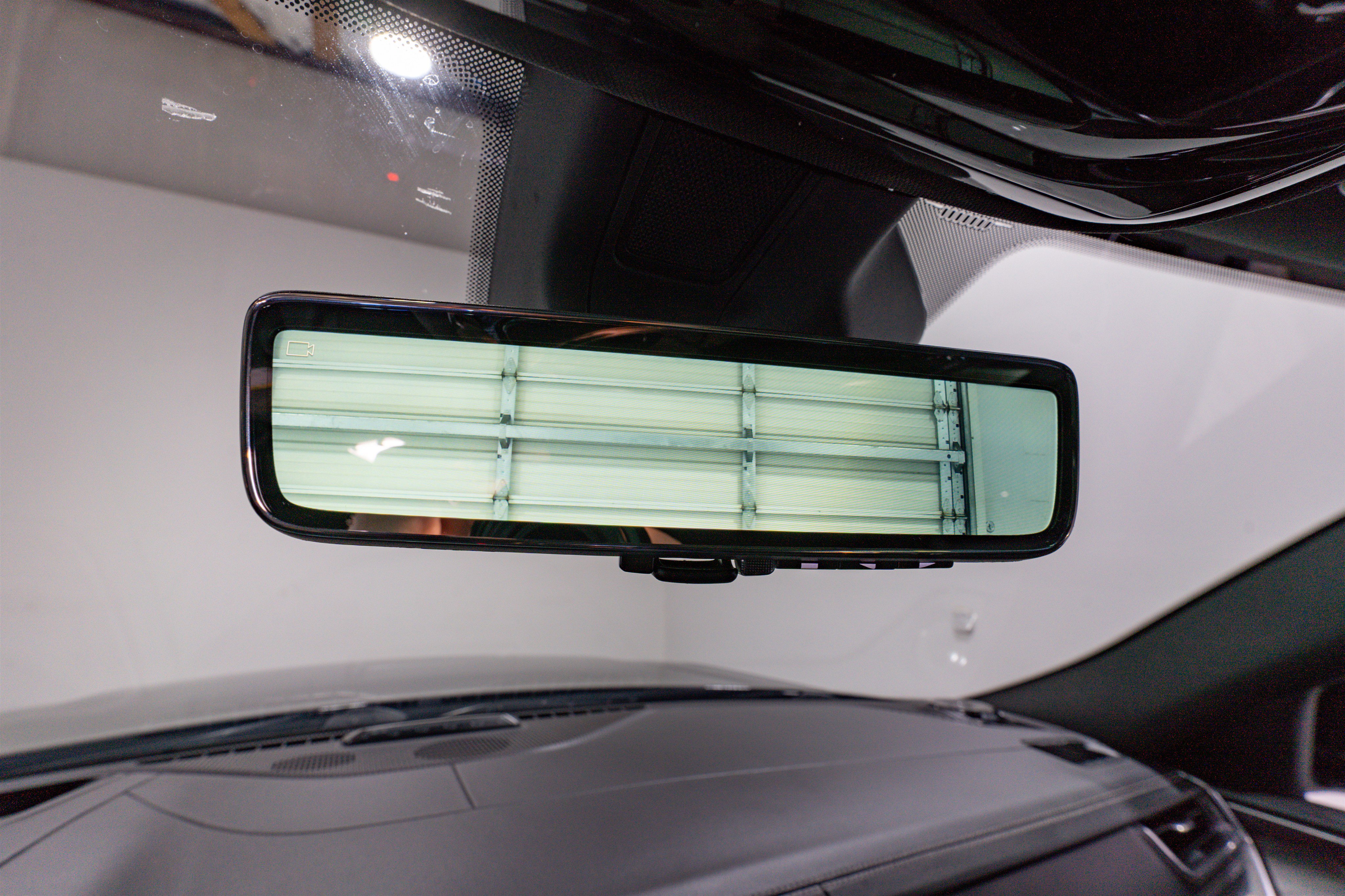 Used 2023 Jeep Grand Cherokee Overland w/ Advanced Protech Group III image 19