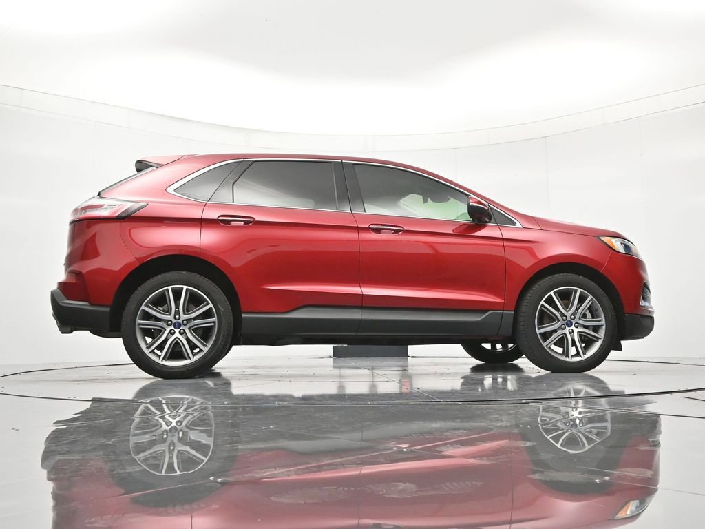 Certified 2022 Ford Edge Titanium AWD/4WD image 40
