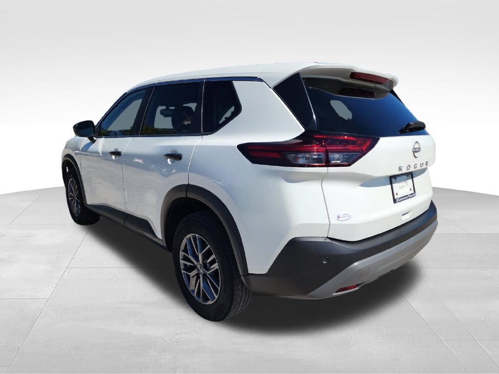 Used 2023 Nissan Rogue S FWD image 7