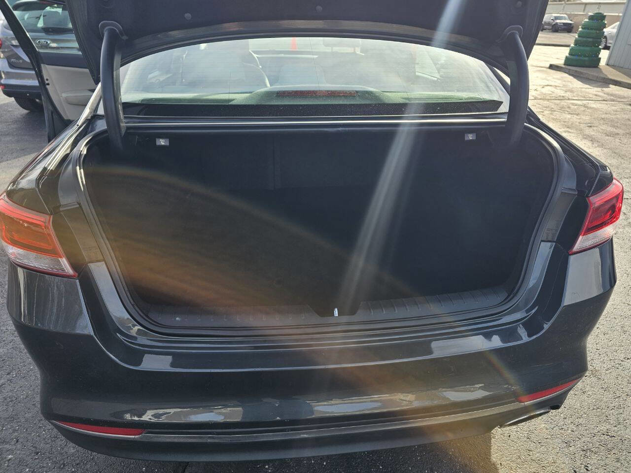 Used 2016 Kia Optima LX image 15