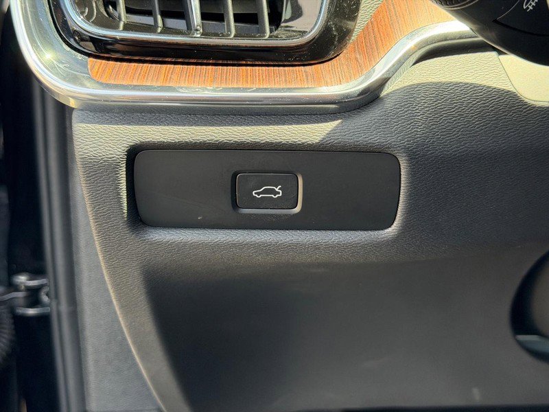 Certified 2025 Volvo S60 B5 Plus image 19