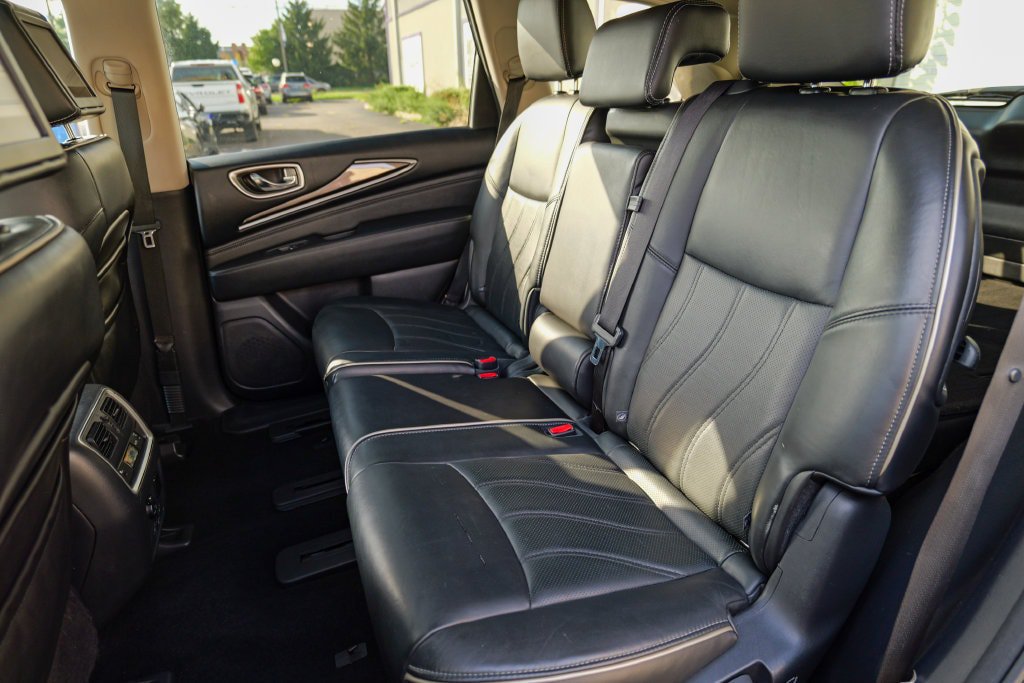 Used 2017 INFINITI QX60 Luxe w/ Premium Plus Package AWD/4WD image 28