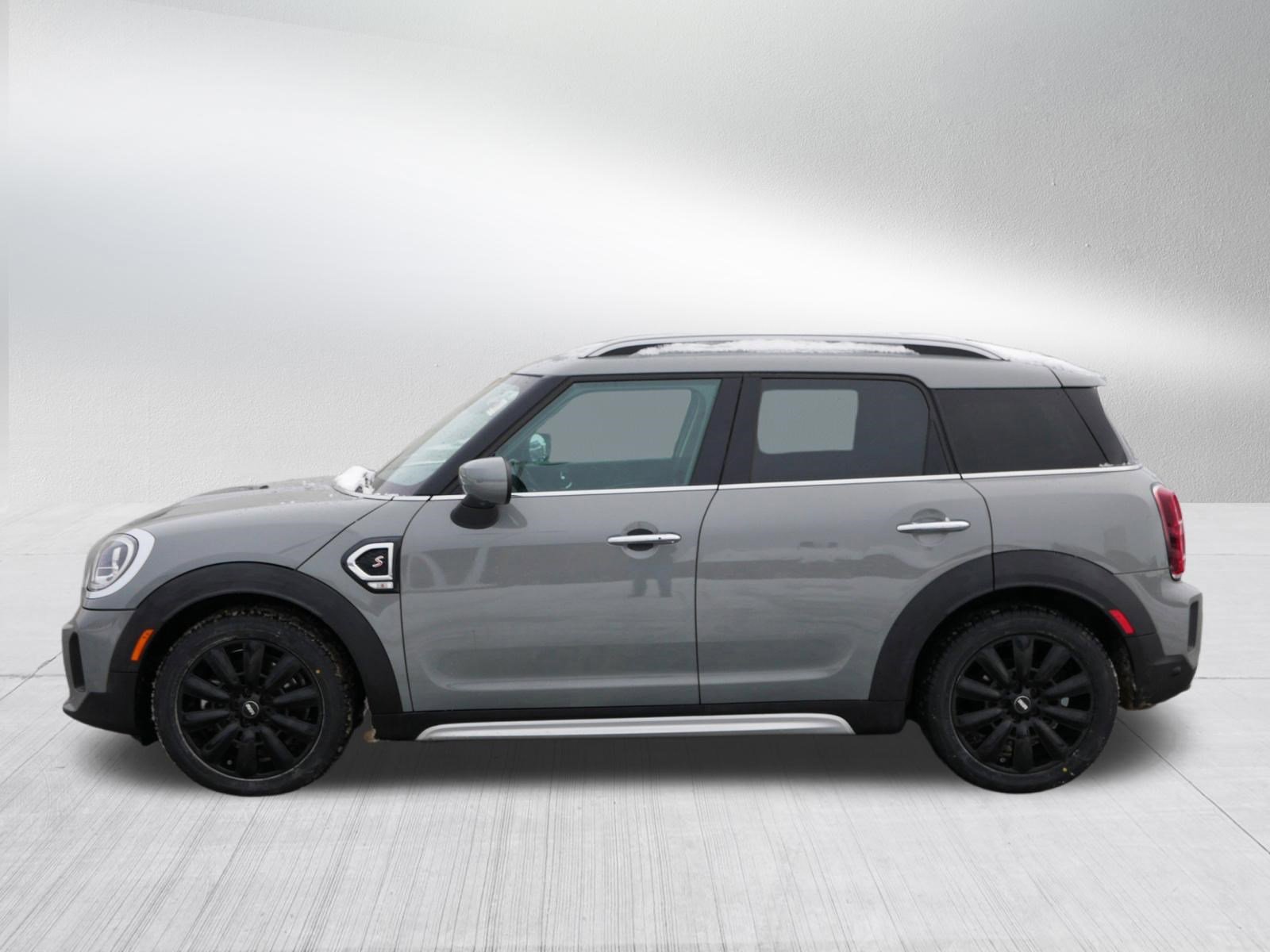 Used 2021 MINI Cooper Countryman S w/ Storage Package image 4