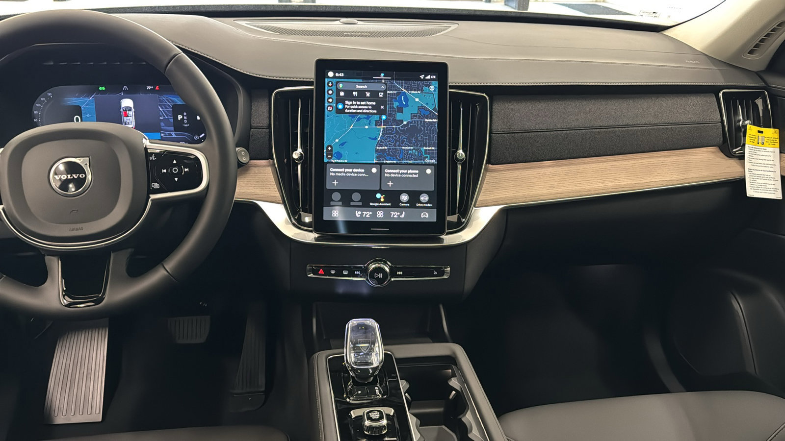 New 2026 Volvo XC90 B6 Plus w/ Protection Package Premier image 11