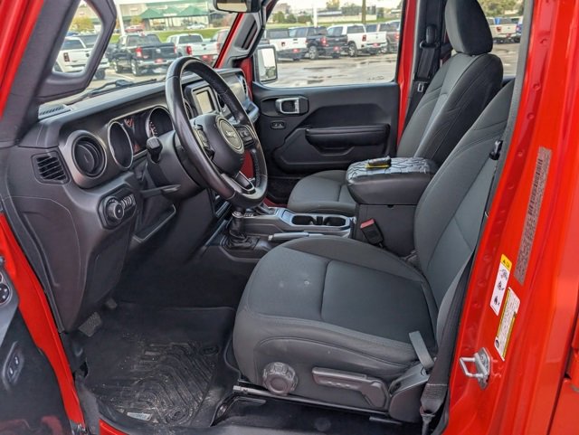 Used 2019 Jeep Wrangler Unlimited Sport S image 2