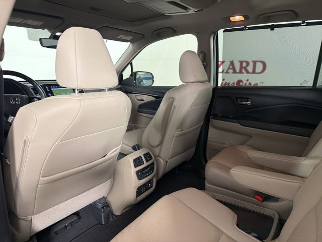 Used 2019 Honda Pilot Elite image 14