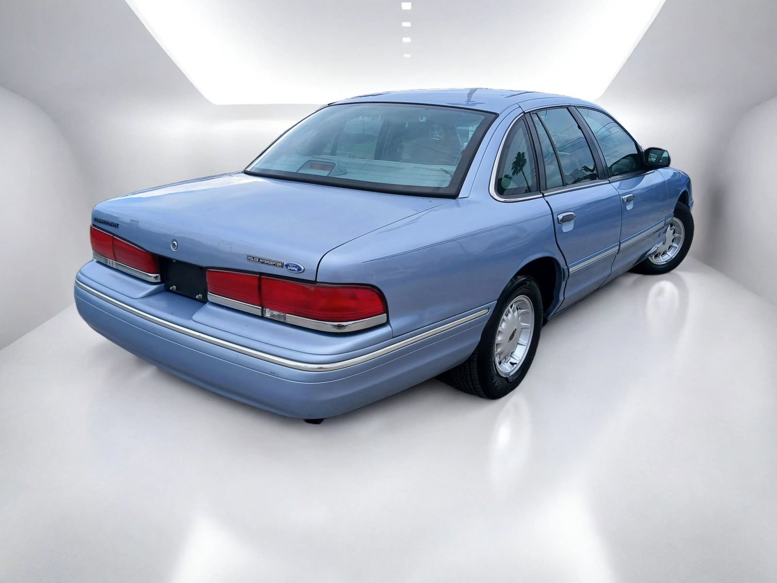 Used 1997 Ford Crown Victoria LX RWD image 4