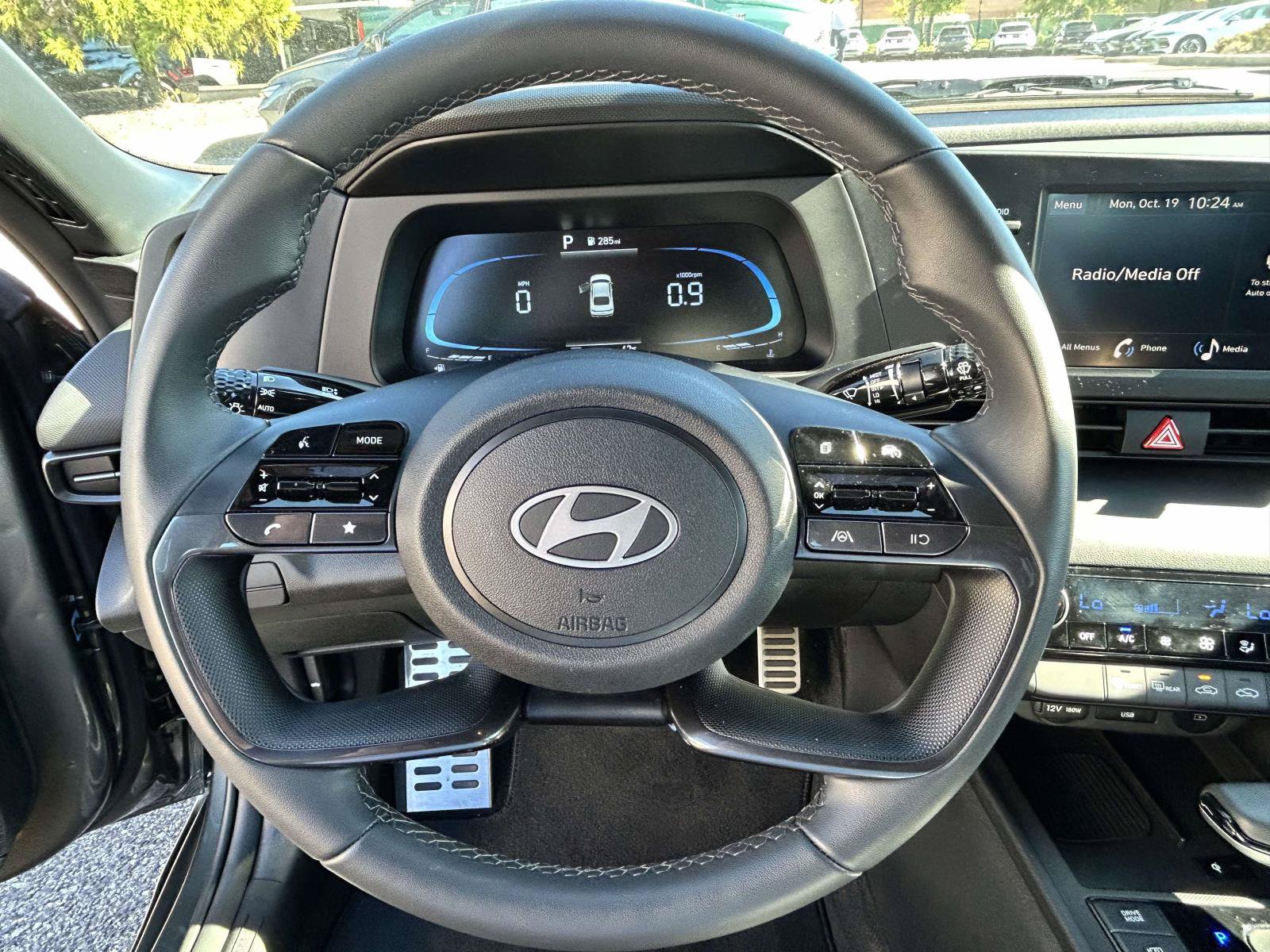 Certified 2026 Hyundai Elantra Sport FWD image 21