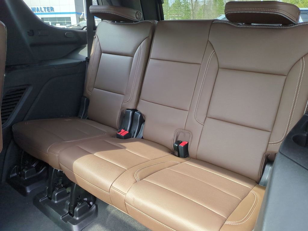 Used 2024 Chevrolet Tahoe High Country w/ Premium Package image 27