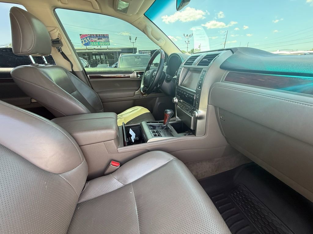 Used 2011 Lexus GX 460 w/ Comfort Plus Pkg AWD/4WD image 26