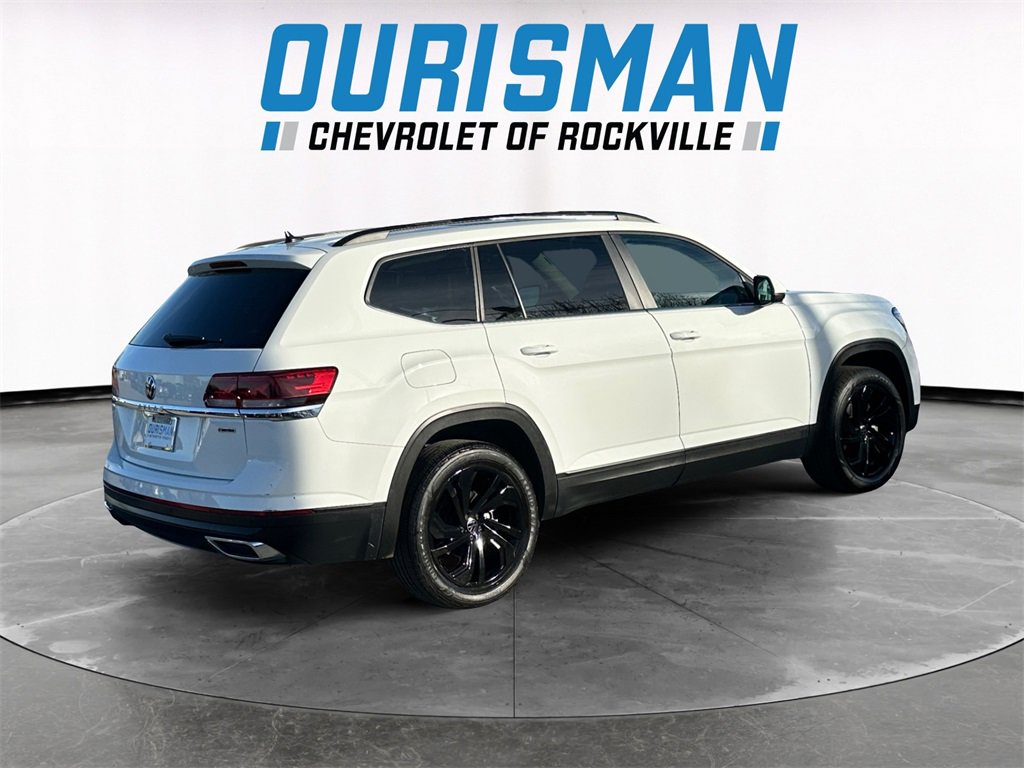 Used 2022 Volkswagen Atlas SE w/ Panoramic Sunroof Package image 6