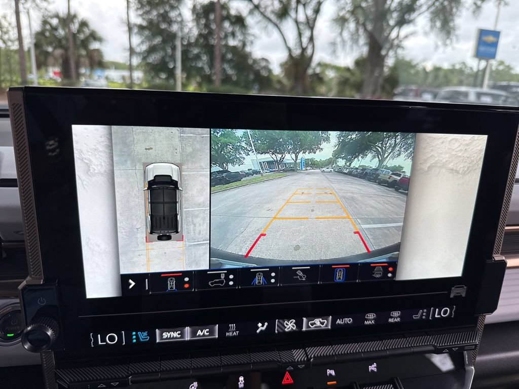 Used 2025 GMC Hummer EV 3X AWD/4WD image 35