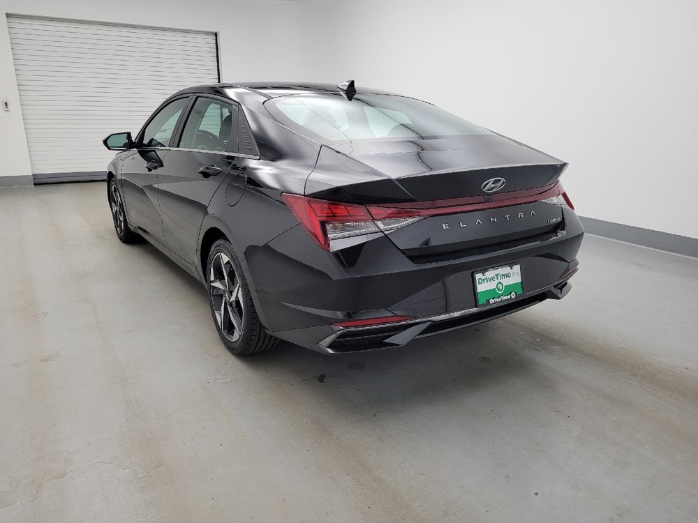 Used 2021 Hyundai Elantra Limited FWD image 5