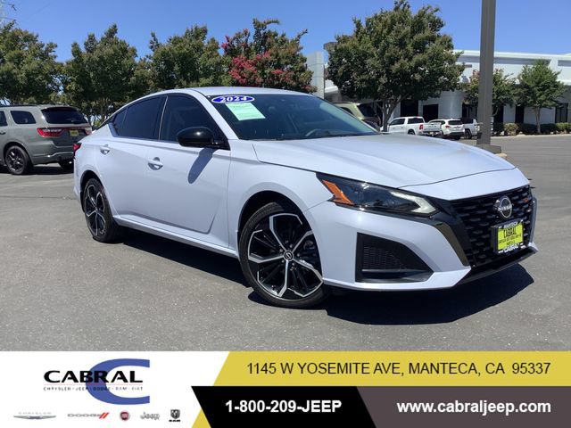 Used 2024 Nissan Altima 2.5 SR AWD/4WD image 1