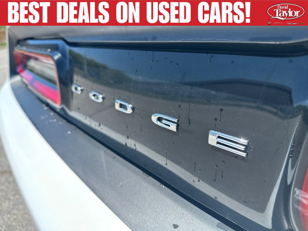 Used 2021 Dodge Challenger SXT RWD image 30