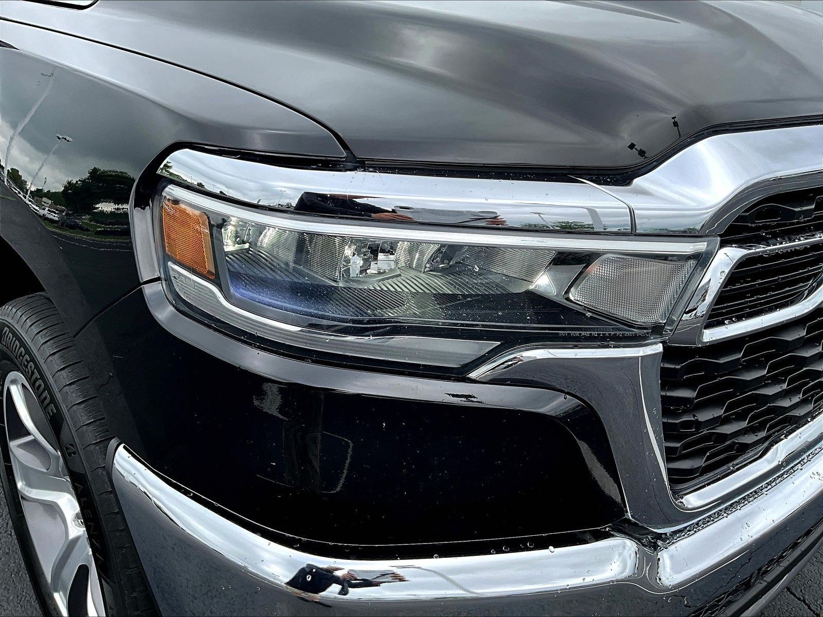 Used 2025 RAM 1500 Tradesman AWD/4WD image 32