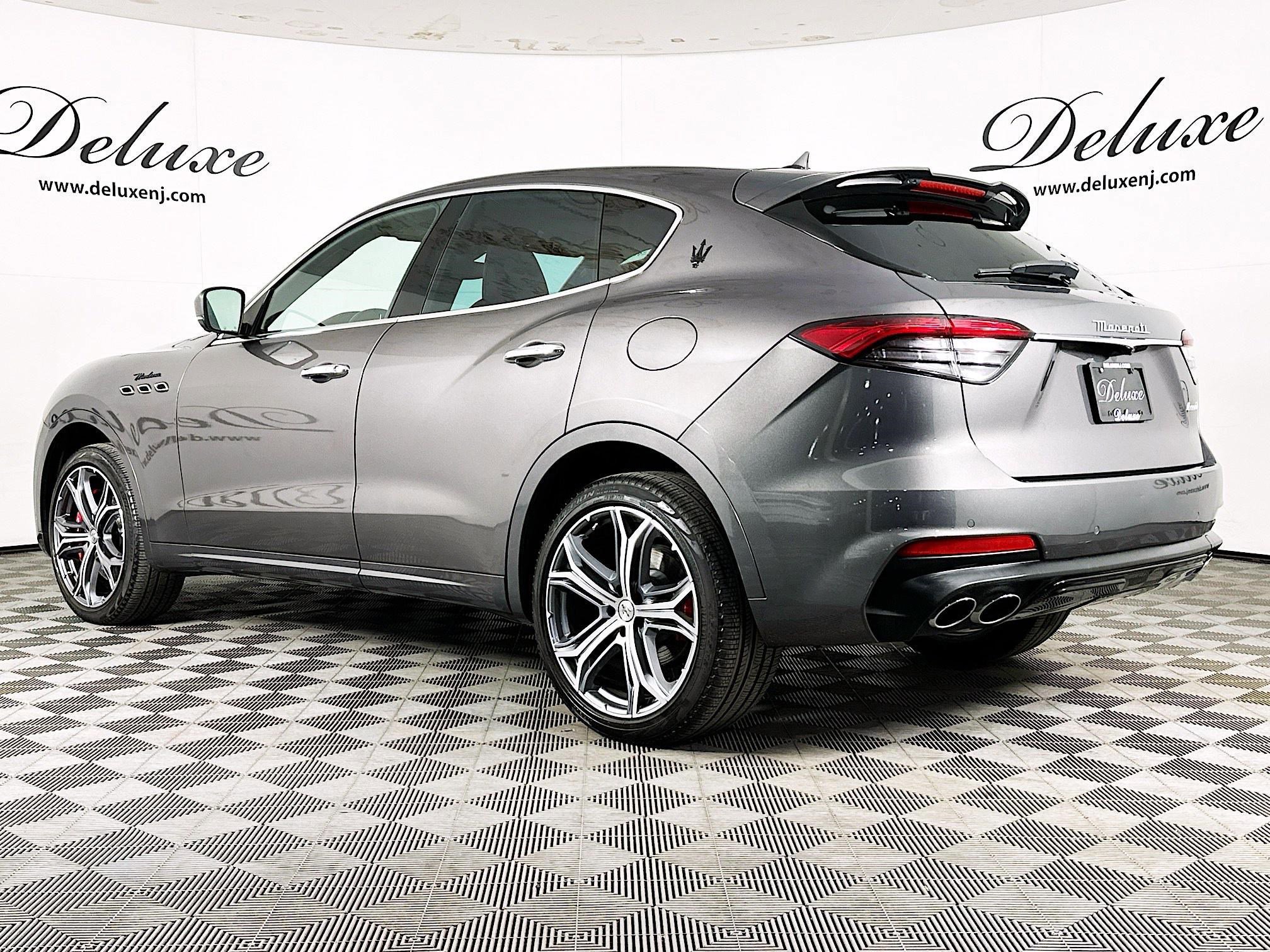 Used 2023 Maserati Levante Modena image 4