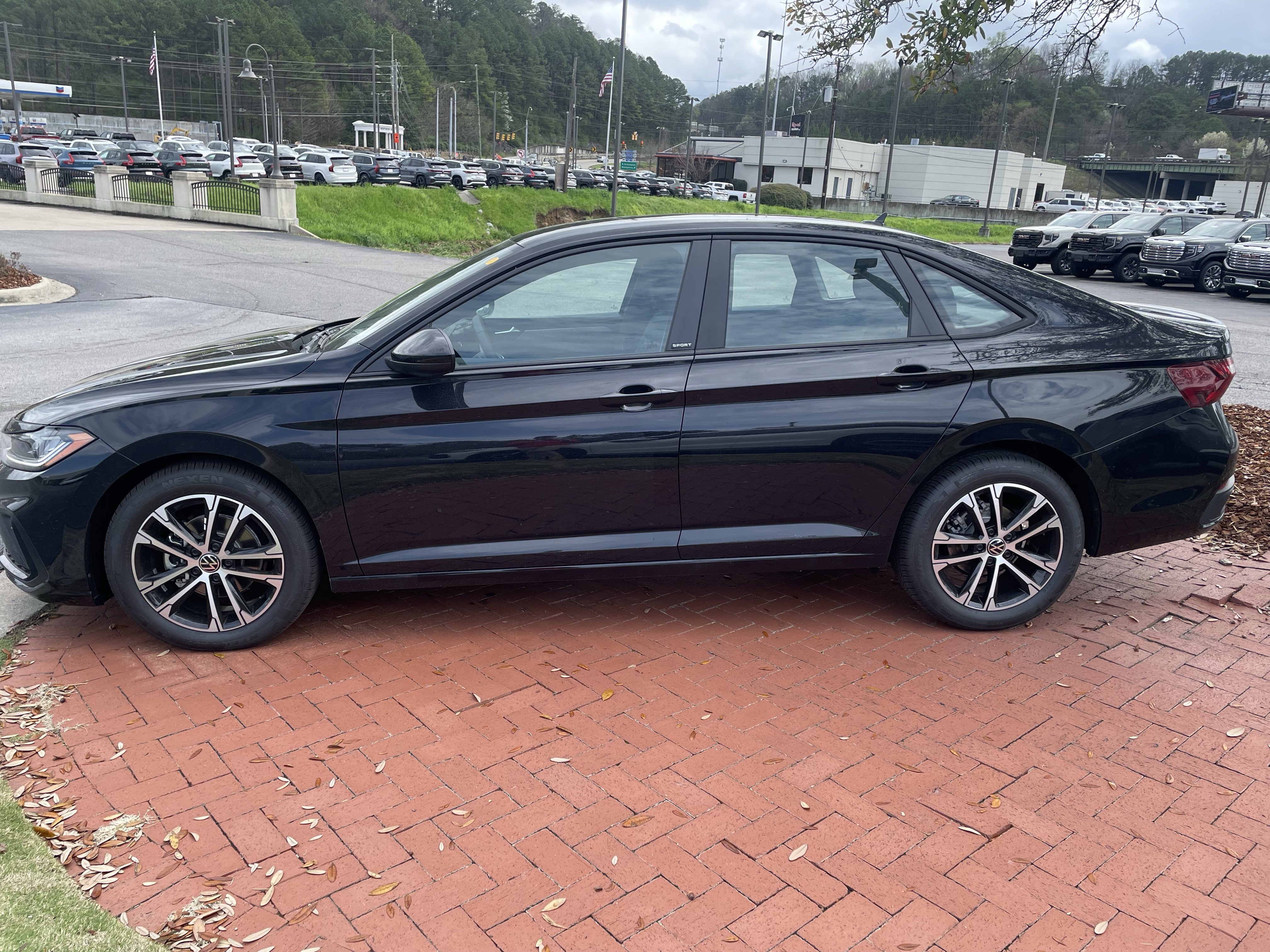 New 2026 Volkswagen Jetta Sport FWD image 7