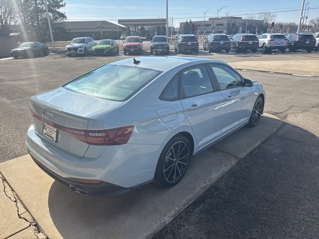 Certified 2025 Volkswagen Jetta GLI Autobahn image 9