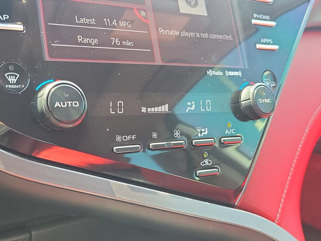 Used 2020 Toyota Camry XSE FWD image 29