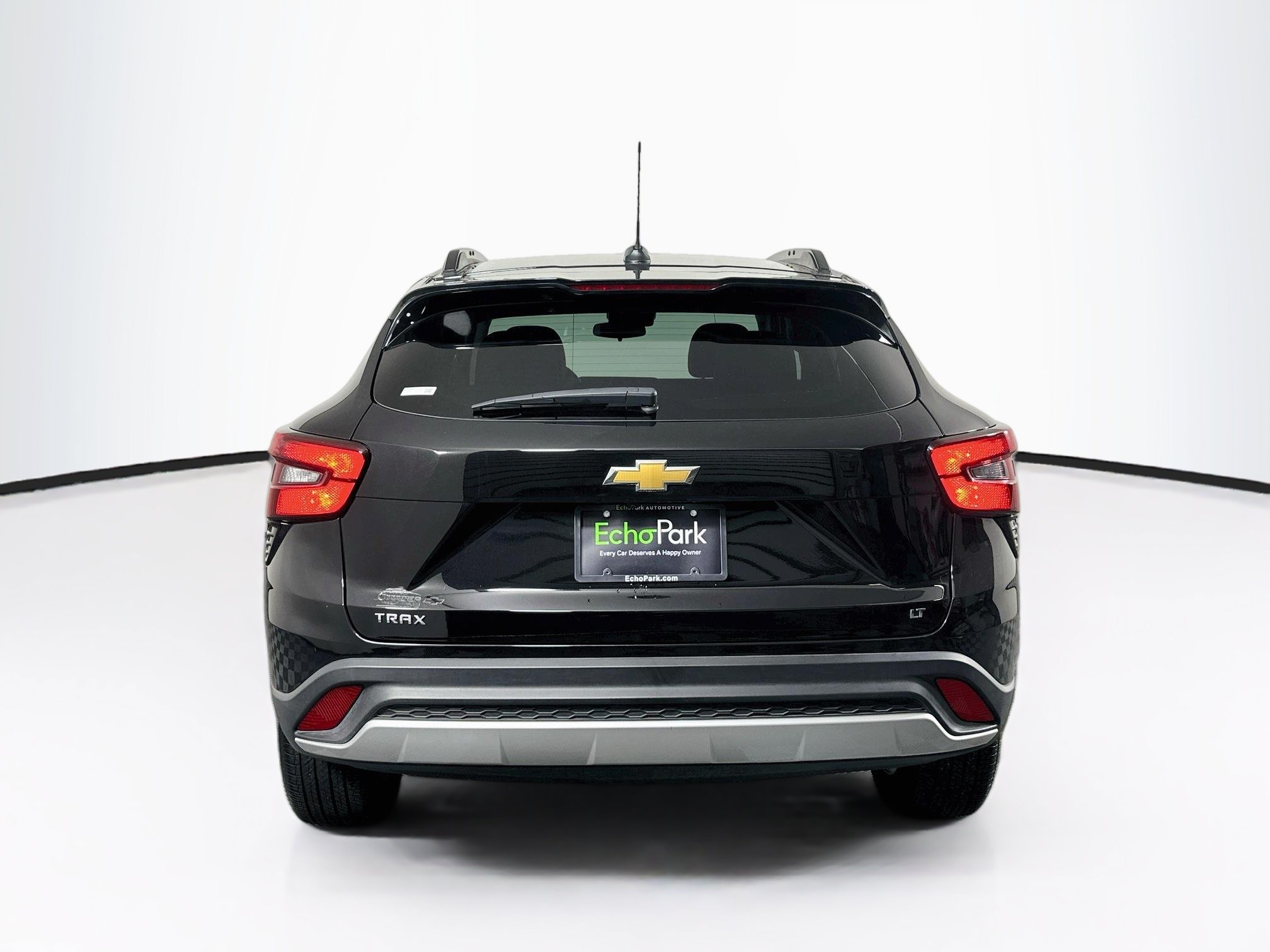 Used 2026 Chevrolet Trax LT w/ LT Convenience Package FWD image 7