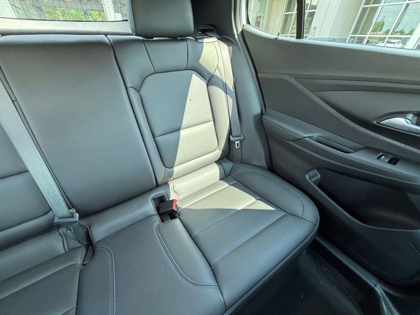 Used 2025 Buick Envista Sport Touring FWD image 37