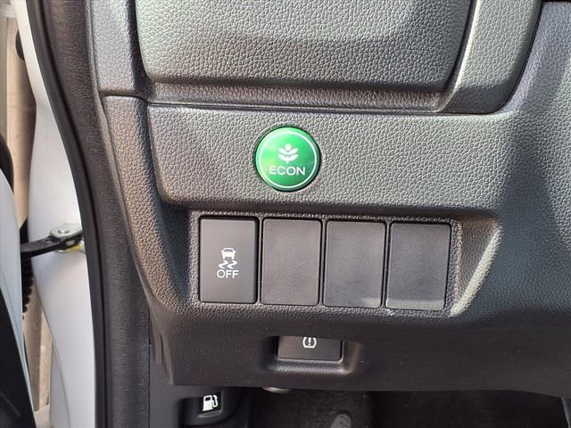 Used 2020 Honda Fit LX image 23