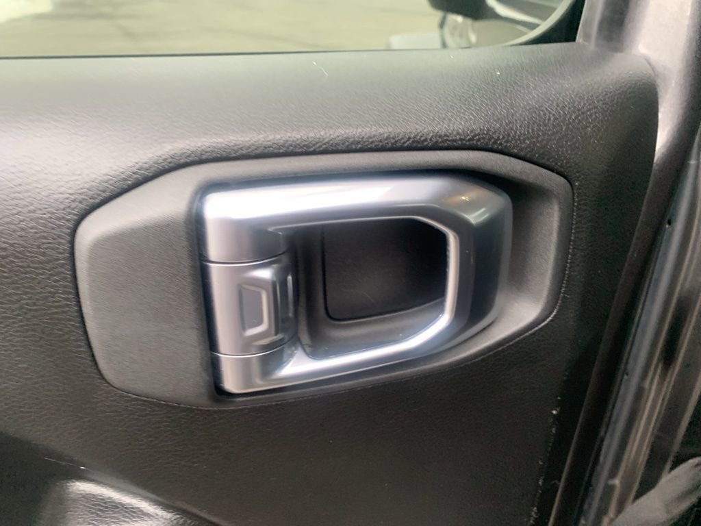 Used 2023 Jeep Gladiator Sport image 20