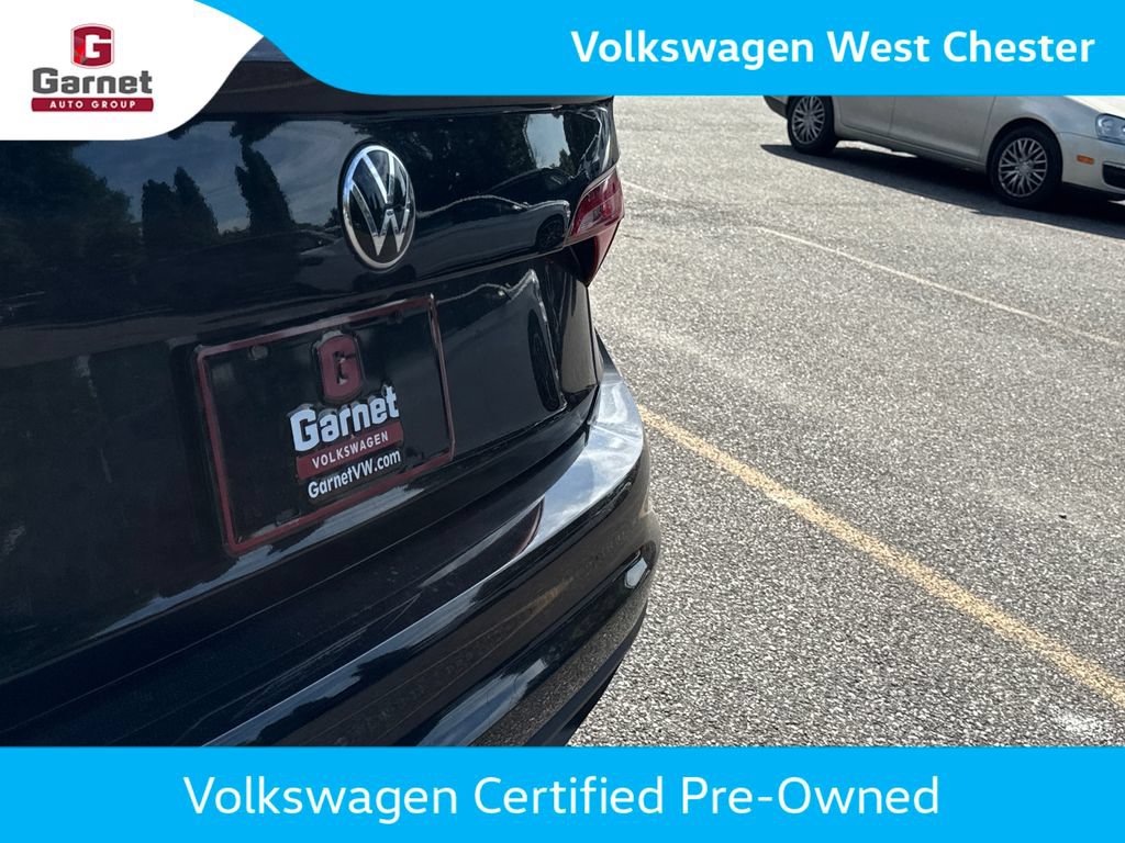 Certified 2024 Volkswagen Jetta GLI Autobahn FWD image 15
