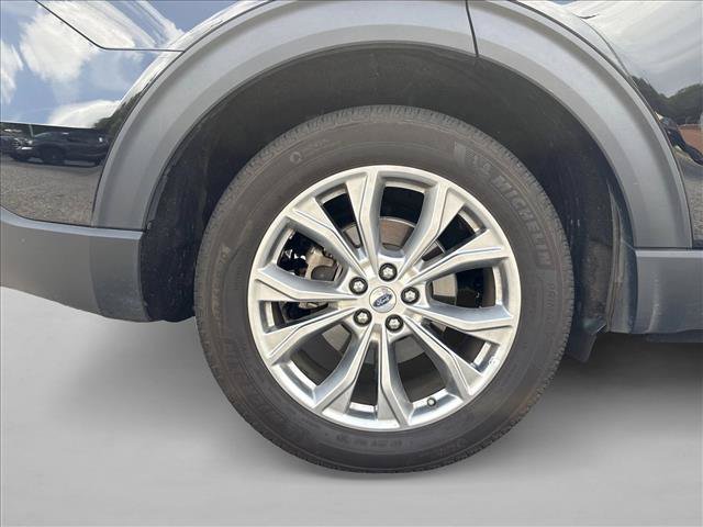 Used 2024 Ford Explorer XLT w/ Equipment Group 202A RWD image 26
